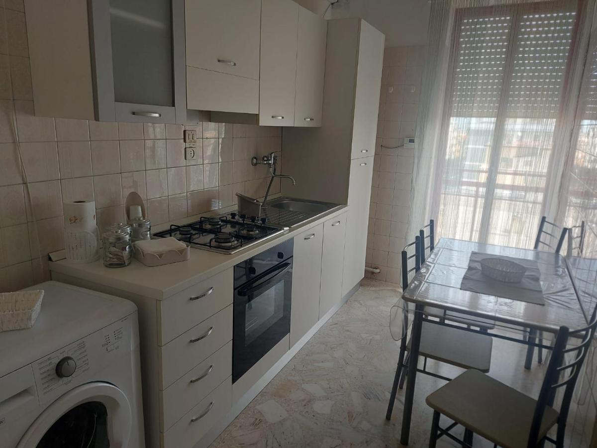 Luciana'S Home Lavello Luaran gambar